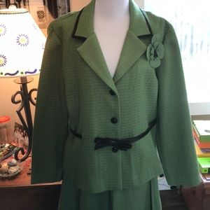 NEW Two-Piece Dress Outfit/Suit